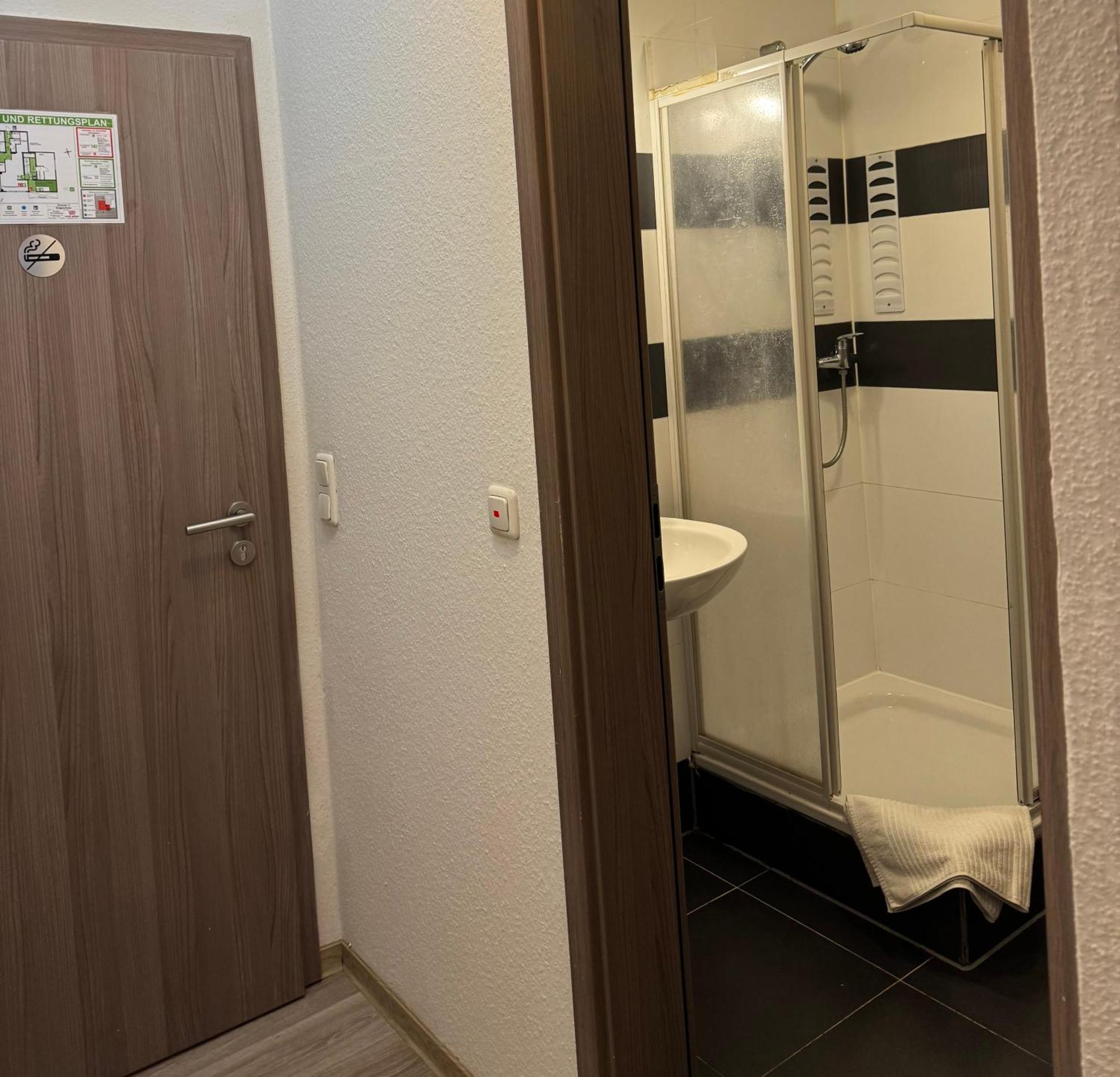 Hotel-Pension Alt-Heidenberg Siegen Zewnętrze zdjęcie